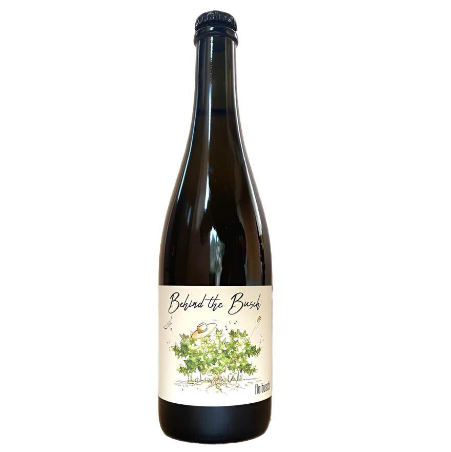 Bottle of wine of behind the Busch Pet-nat
