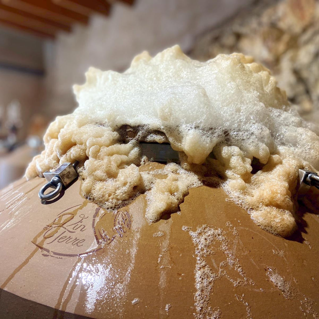 This is foam coming out of an amphora